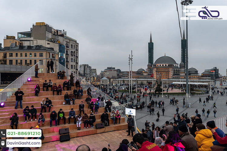 میدان تکسیم استانبول