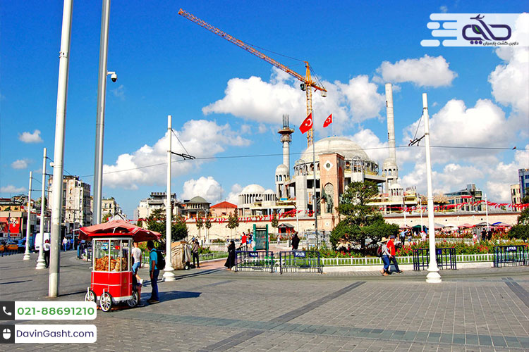 میدان تکسیم استانبول